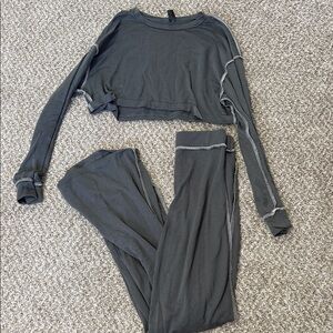 Dark Gray Long Sleeve Crop Top and Pants Set